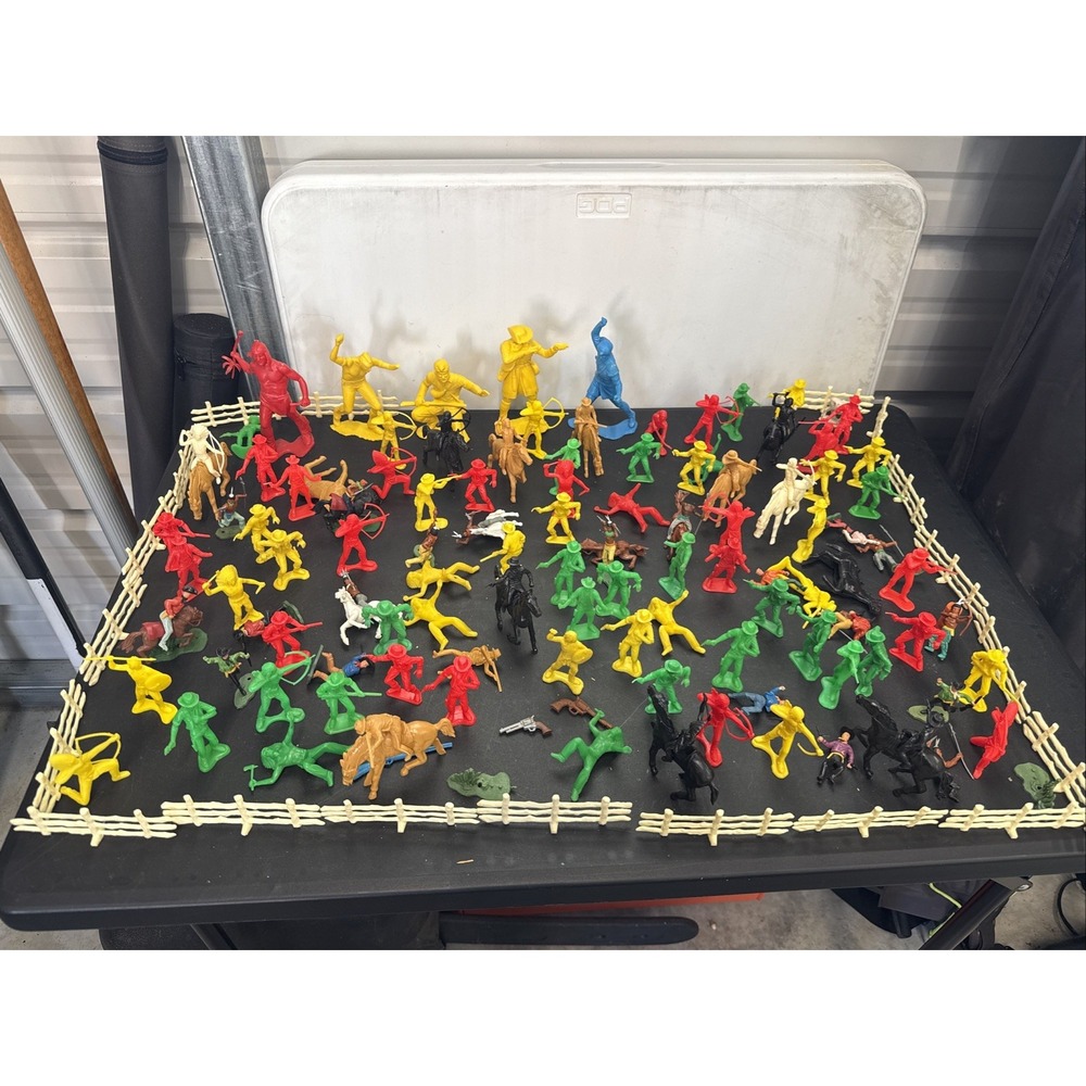 Vintage Cowboys Indians Horses Warriors Fence Huge Lot 140+ Pieces